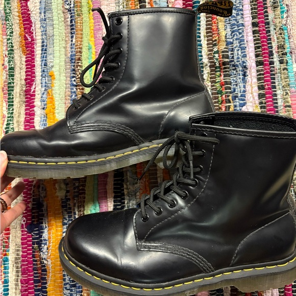 Dr. Martens Black Boots with Air-Cushioned Sole main image 5